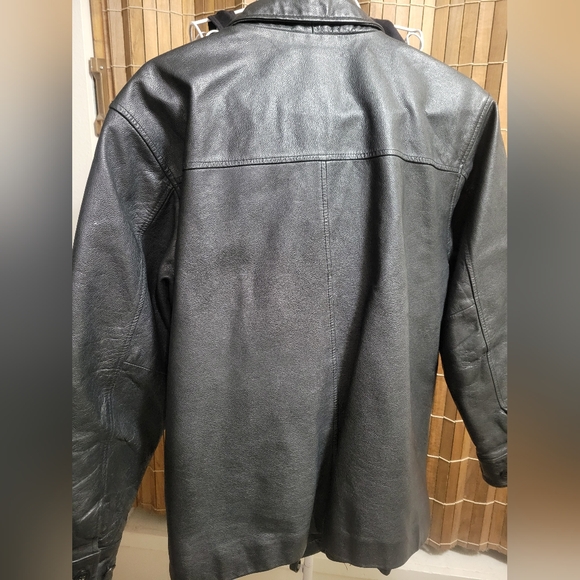 Gap Leather Jacket XXL - Like New - Picture 4 of 6